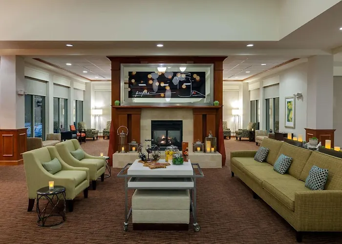 Hilton Garden Forest Mettawa Hotel 3*