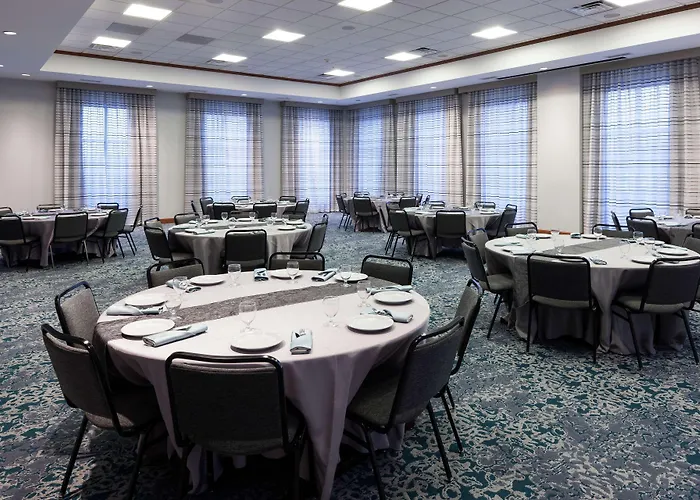 Hotel Hilton Garden Forest Mettawa 3*