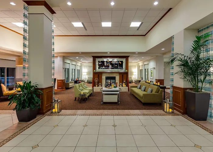 Hilton Garden Forest Mettawa 3*