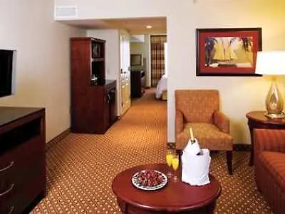 Hilton Garden Forest Mettawa 3* Lake Forest