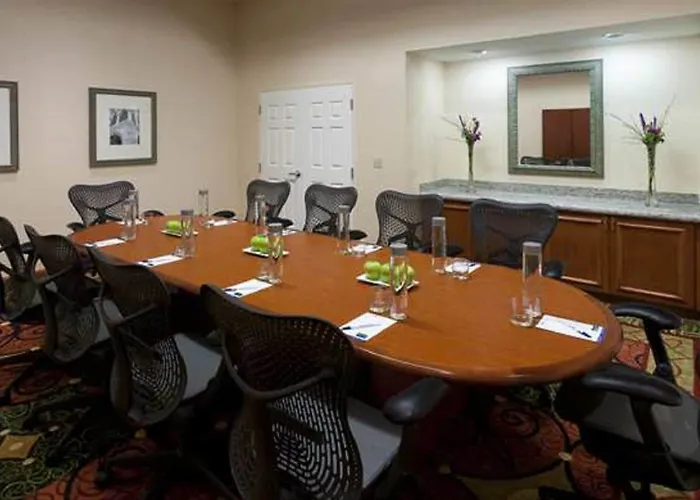 Hotel Hilton Garden Forest Mettawa Lake Forest